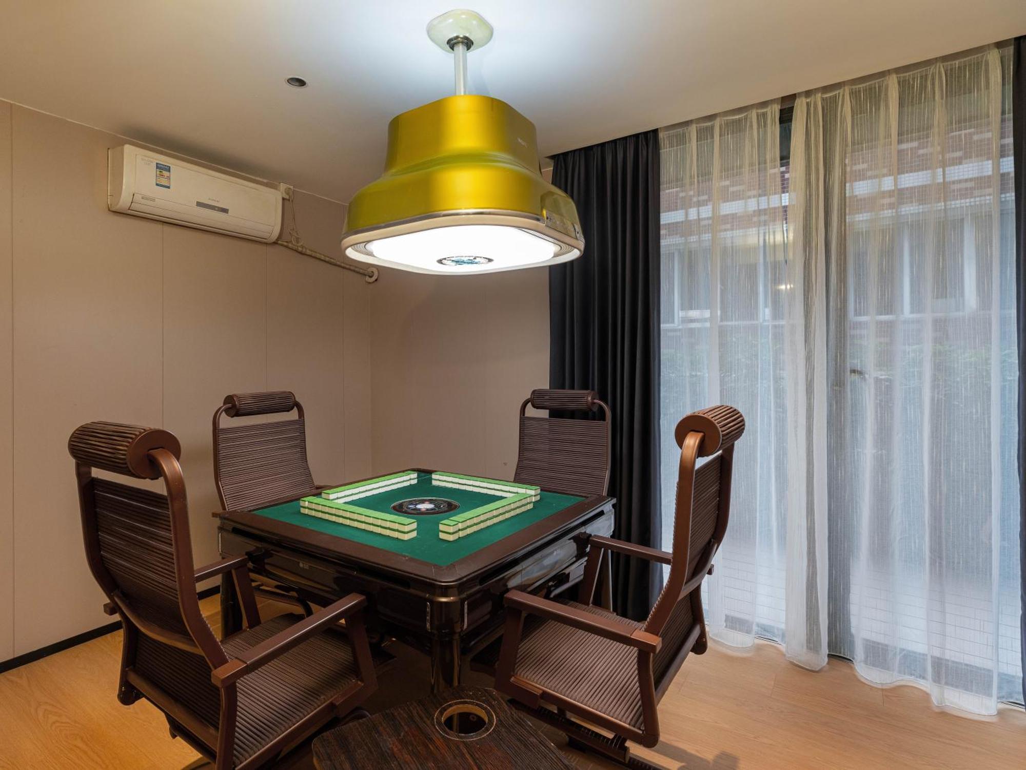 Lavande International Hotel Guangzhou Taikoo Hui Square Shipaiqiao Metro Station Branch - Free Shuttle Bus To Canton Fair Complex During Canton Fair Period & Free Vpn Internet Access Kültér fotó