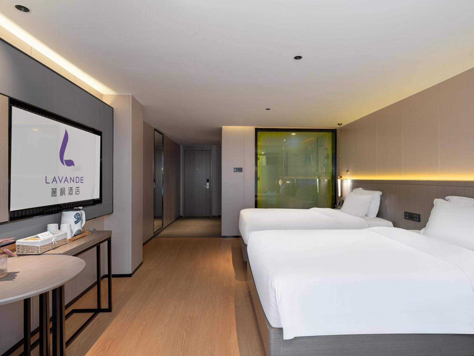 Lavande International Hotel Guangzhou Taikoo Hui Square Shipaiqiao Metro Station Branch - Free Shuttle Bus To Canton Fair Complex During Canton Fair Period & Free Vpn Internet Access Kültér fotó
