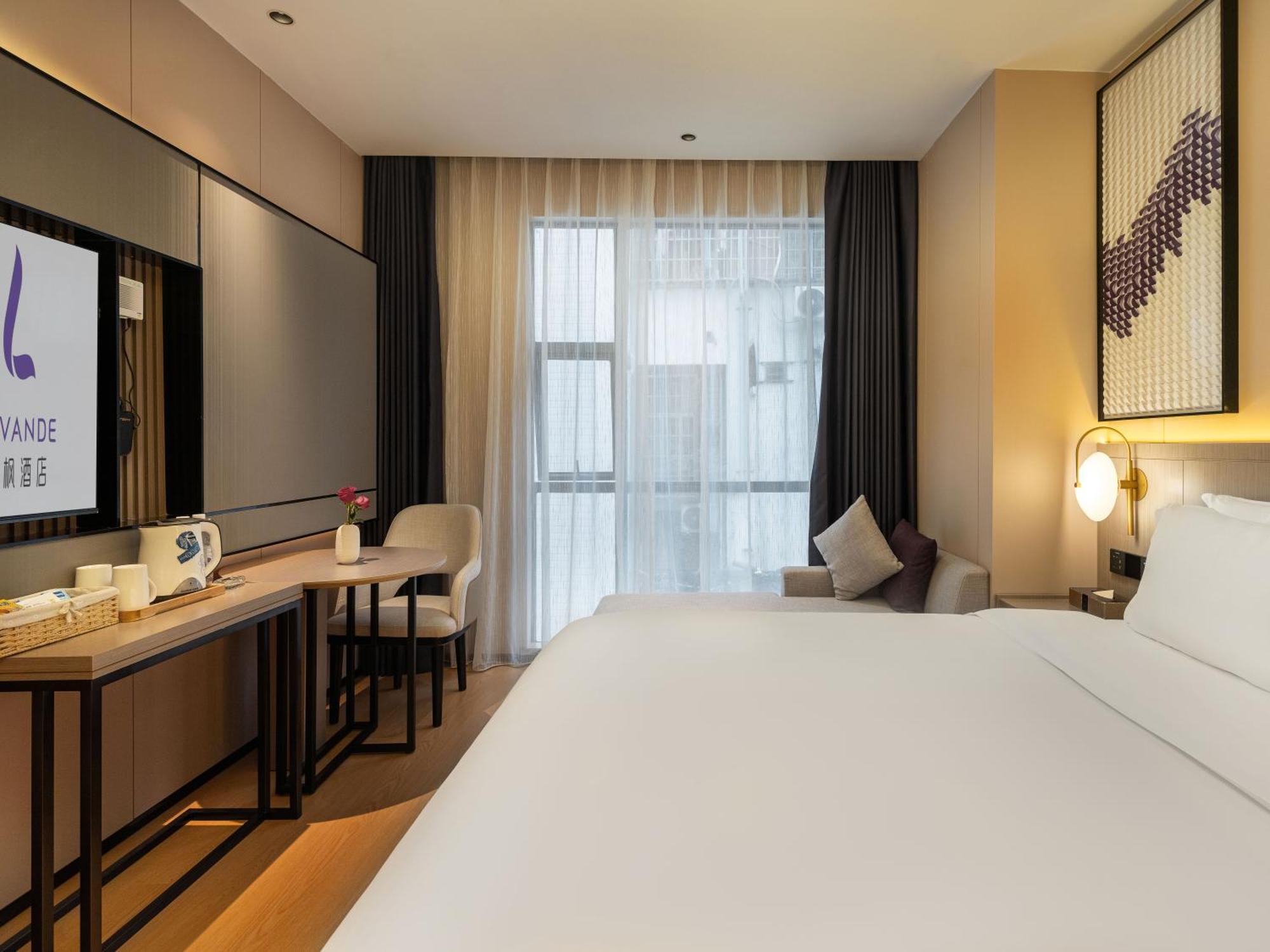 Lavande International Hotel Guangzhou Taikoo Hui Square Shipaiqiao Metro Station Branch - Free Shuttle Bus To Canton Fair Complex During Canton Fair Period & Free Vpn Internet Access Kültér fotó