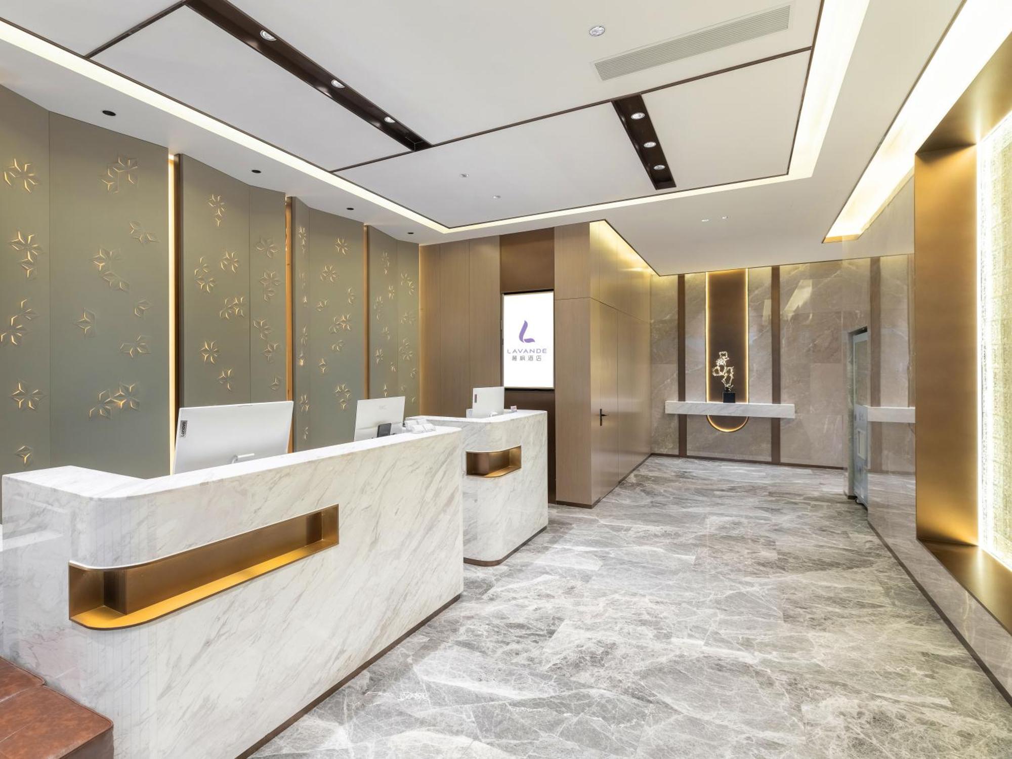 Lavande International Hotel Guangzhou Taikoo Hui Square Shipaiqiao Metro Station Branch - Free Shuttle Bus To Canton Fair Complex During Canton Fair Period & Free Vpn Internet Access Kültér fotó