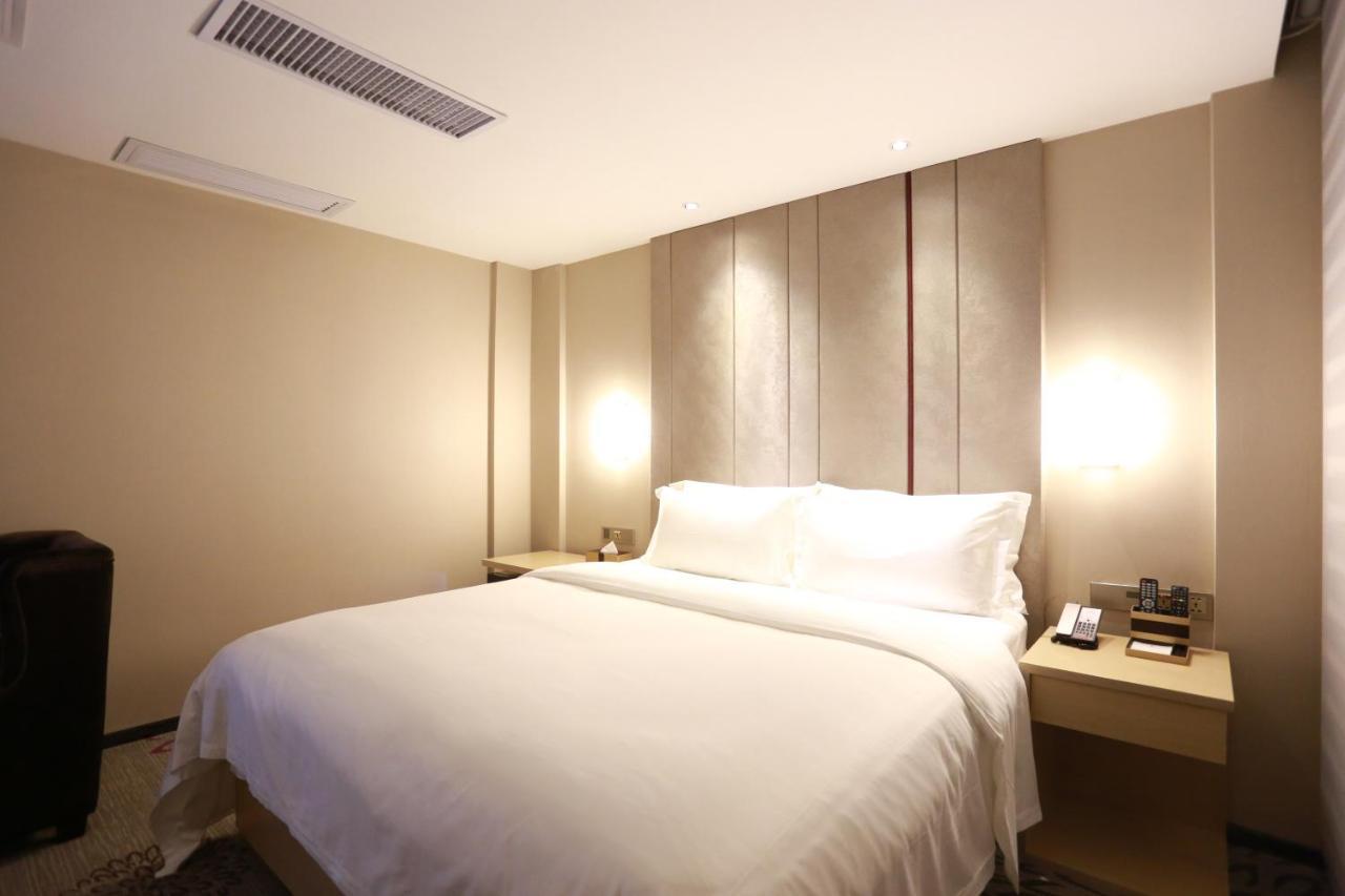 Lavande International Hotel Guangzhou Taikoo Hui Square Shipaiqiao Metro Station Branch - Free Shuttle Bus To Canton Fair Complex During Canton Fair Period & Free Vpn Internet Access Kültér fotó